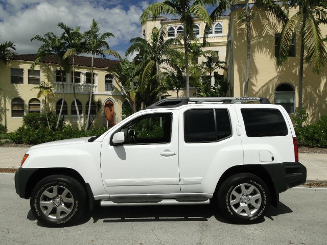 2010 Nissan Xterra Flat Bed 4x4