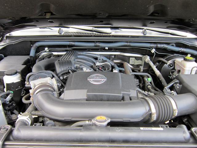 2011 Nissan Xterra LX Minivan