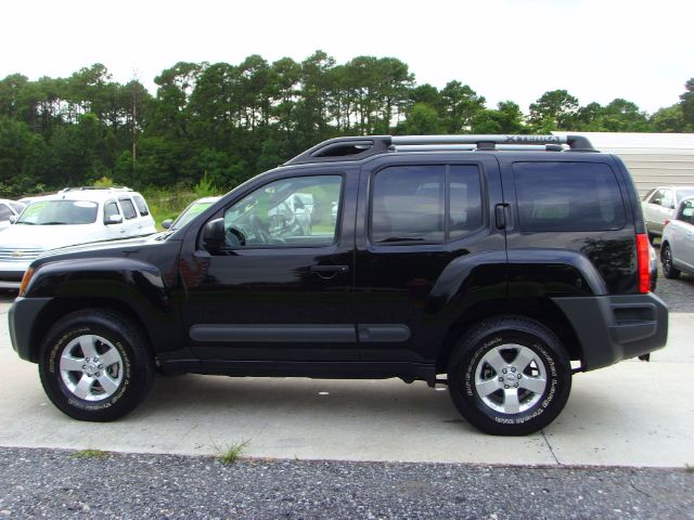 2011 Nissan Xterra Touring / AWD