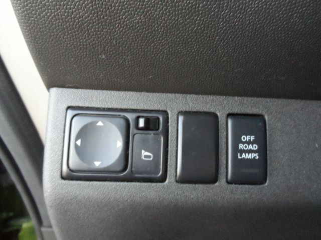 2011 Nissan Xterra 330cic Convertible