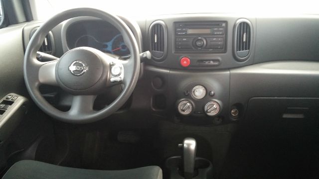 2009 Nissan cube Limited Access Cab 4WD