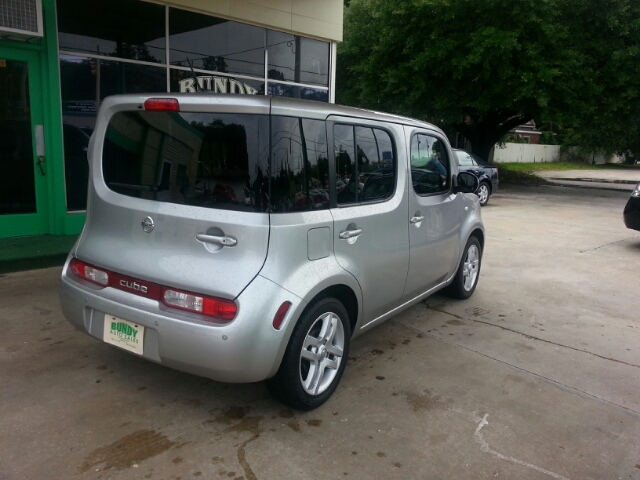 2009 Nissan cube Quad Cab Bighorn Edition
