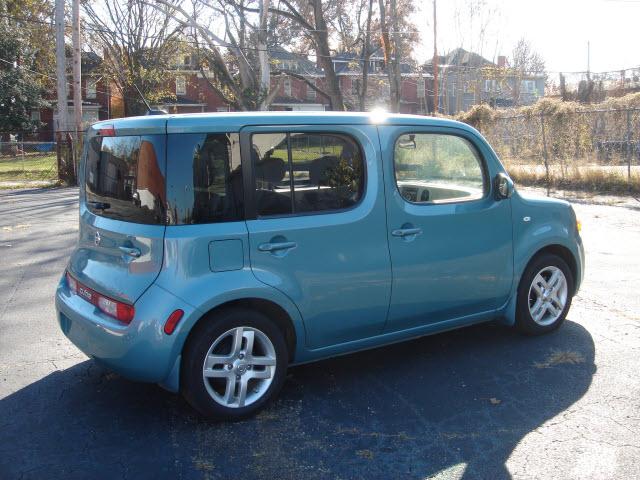 2009 Nissan cube Unknown