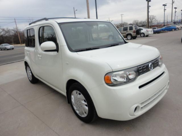 2009 Nissan cube Unknown