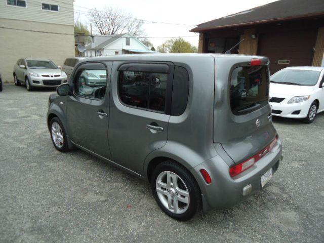 2009 Nissan cube Limited Access Cab 4WD