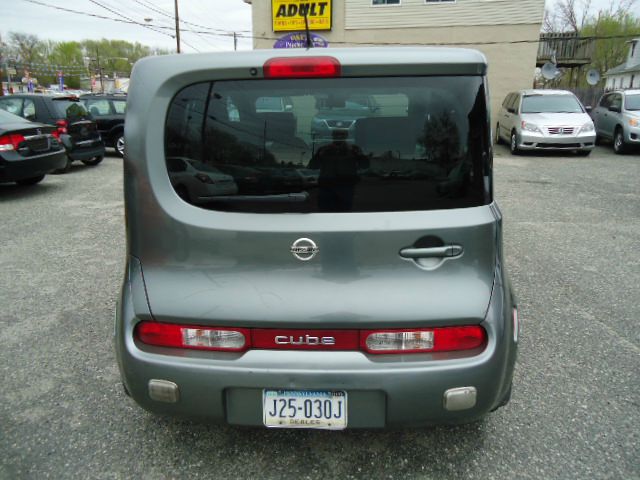 2009 Nissan cube Limited Access Cab 4WD