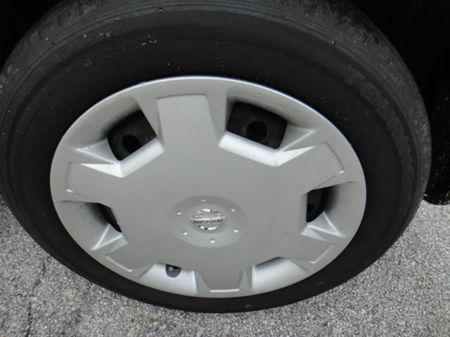 2009 Nissan cube Crew Cab Standard Box 2-wheel Drive SLE