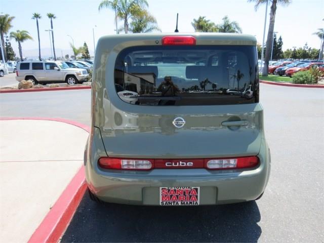 2009 Nissan cube Short Box Lariat