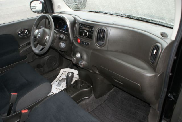 2009 Nissan cube E43