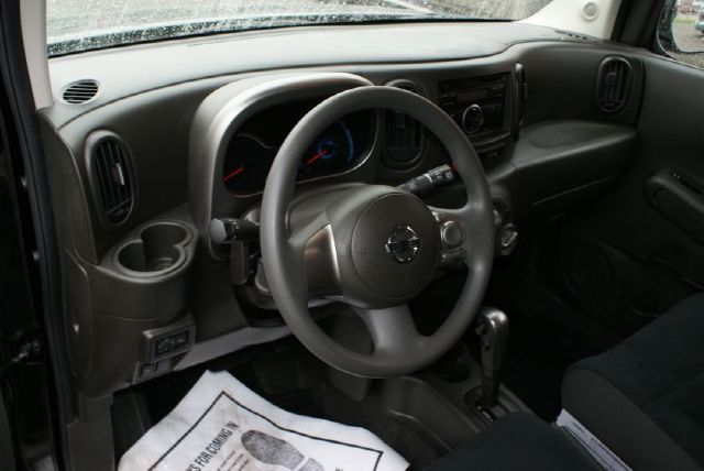 2009 Nissan cube E43