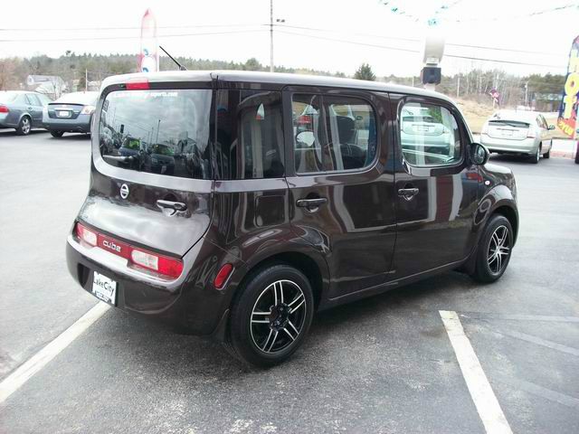2009 Nissan cube E43