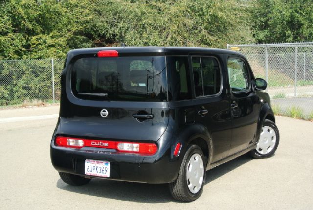 2009 Nissan cube E43