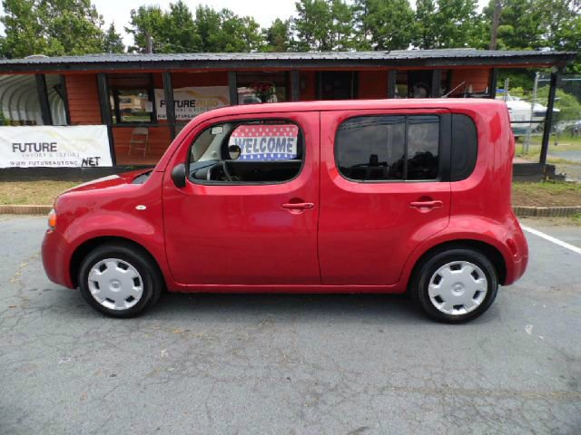 2010 Nissan cube E43