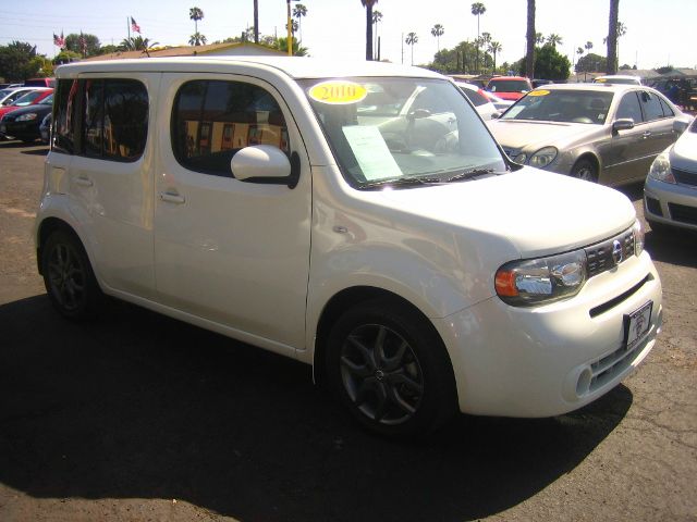 2010 Nissan cube Limited Access Cab 4WD