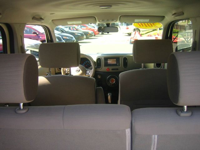 2010 Nissan cube Limited Access Cab 4WD