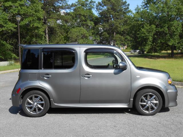 2010 Nissan cube 2dr Roadster 3.0L