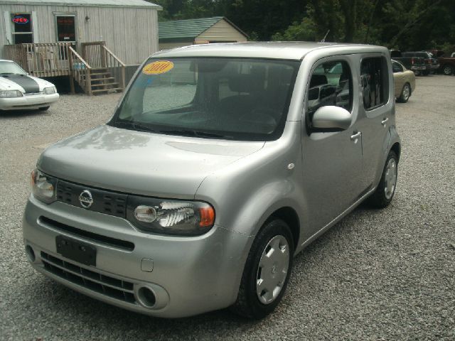 2010 Nissan cube 2dr Roadster 3.0L