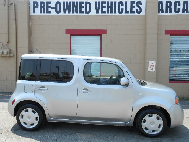 2010 Nissan cube E43