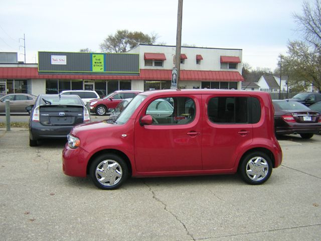 2011 Nissan cube W/T REG CAB