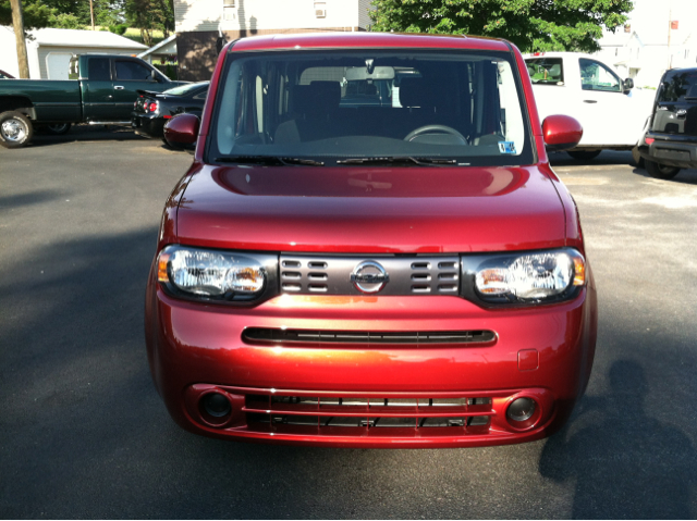 2012 Nissan cube E43