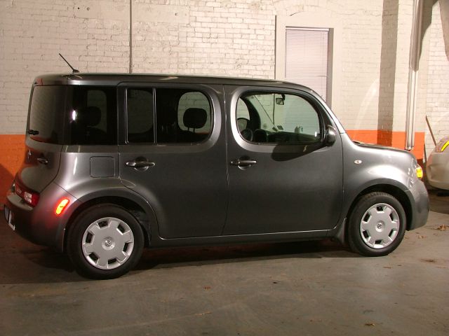 2012 Nissan cube Limited Access Cab 4WD