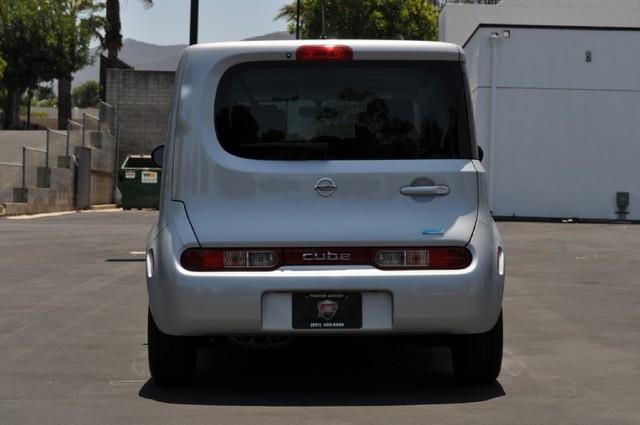 2013 Nissan cube XR