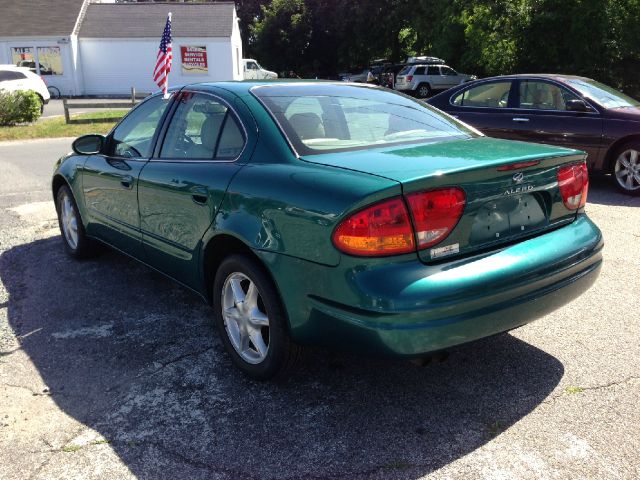 1999 Oldsmobile Alero Standard 4X4 Hardtop