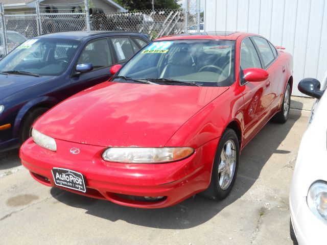 1999 Oldsmobile Alero 4dr Sdn I4 CVT 2.5 S Sedan