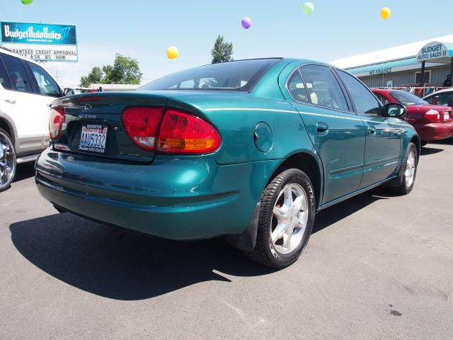 1999 Oldsmobile Alero 4WGN