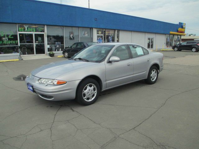 1999 Oldsmobile Alero Standard 4X4 Hardtop