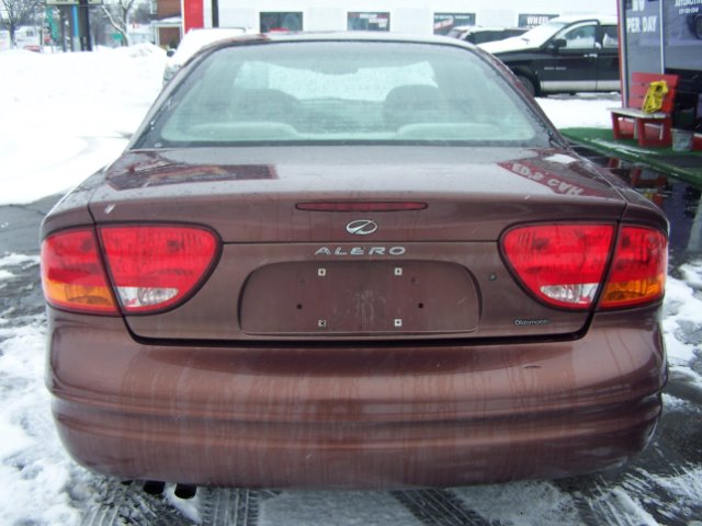 1999 Oldsmobile Alero Standard 4X4 Hardtop