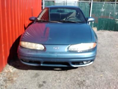 1999 Oldsmobile Alero S Sedan