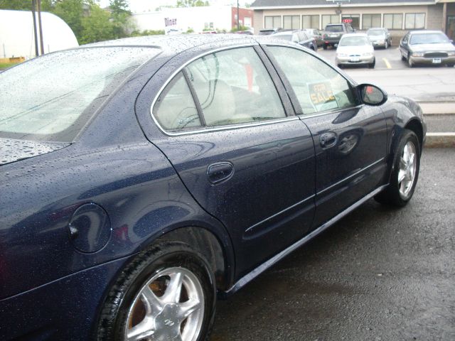 2000 Oldsmobile Alero 4dr Sdn I4 CVT 2.5 S Sedan