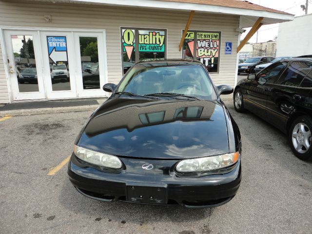 2000 Oldsmobile Alero LS Flex Fuel 4x4 This Is One Of Our Best Bargains