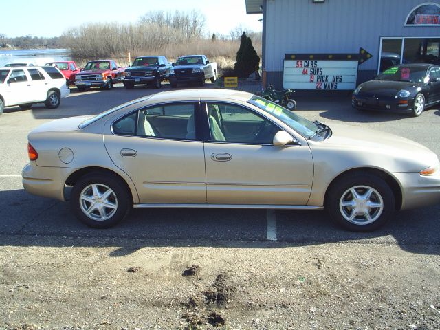 2001 Oldsmobile Alero L.T. 4-w.d. 5.3L