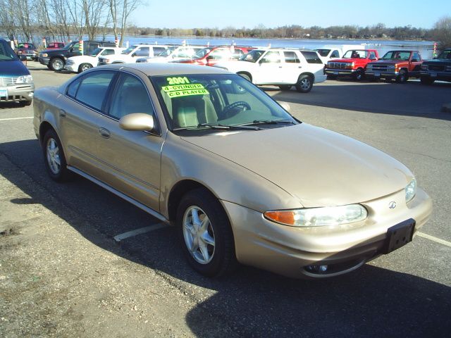 2001 Oldsmobile Alero L.T. 4-w.d. 5.3L