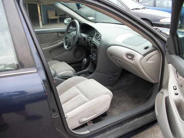 2001 Oldsmobile Alero EXT XLT 4X4