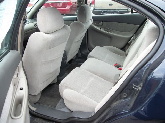 2001 Oldsmobile Alero EXT XLT 4X4