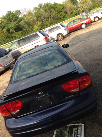 2001 Oldsmobile Alero 4dr Sdn I4 CVT 2.5 S Sedan
