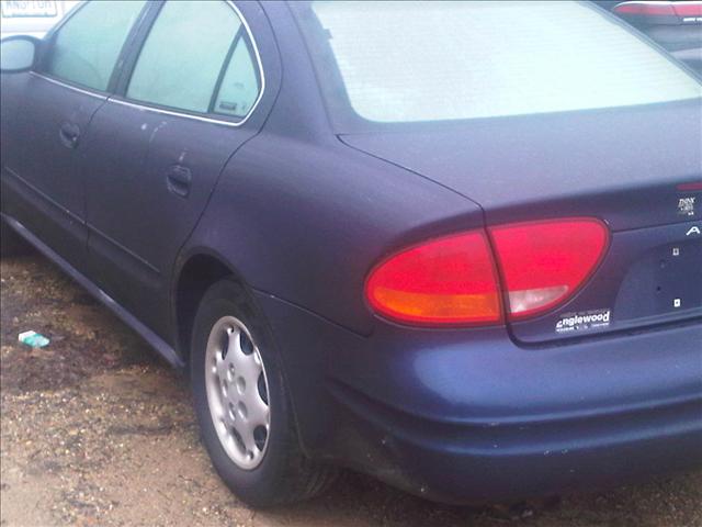 2001 Oldsmobile Alero S Sedan
