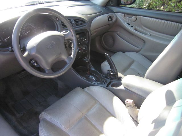 2001 Oldsmobile Alero SES Sport Sedan