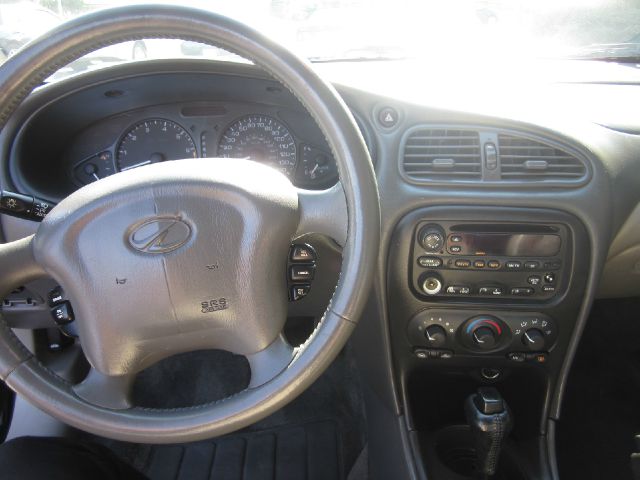 2001 Oldsmobile Alero SES Sport Sedan