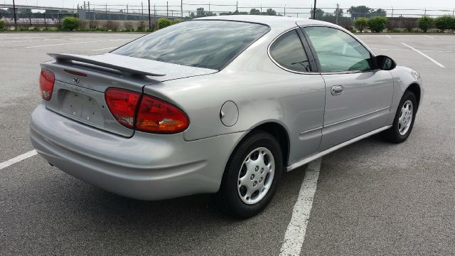 2001 Oldsmobile Alero S Sedan