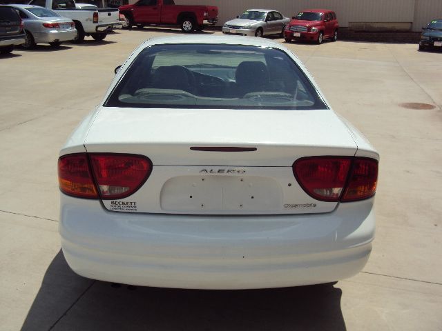 2001 Oldsmobile Alero 4dr Sdn I4 CVT 2.5 S Sedan