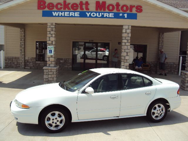 2001 Oldsmobile Alero 4dr Sdn I4 CVT 2.5 S Sedan