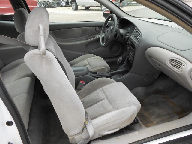 2002 Oldsmobile Alero 4WD 4dr SC