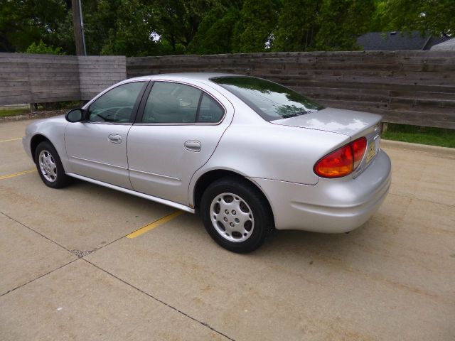 2002 Oldsmobile Alero Premier Nav AWD