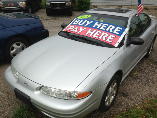 2003 Oldsmobile Alero 4dr Sdn I4 CVT 2.5 S Sedan