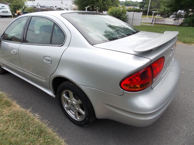 2003 Oldsmobile Alero 4dr Sdn I4 CVT 2.5 S Sedan