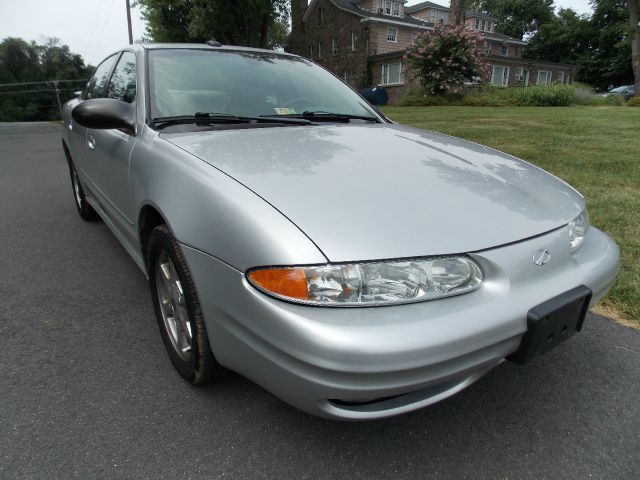 2003 Oldsmobile Alero 4dr Sdn I4 CVT 2.5 S Sedan